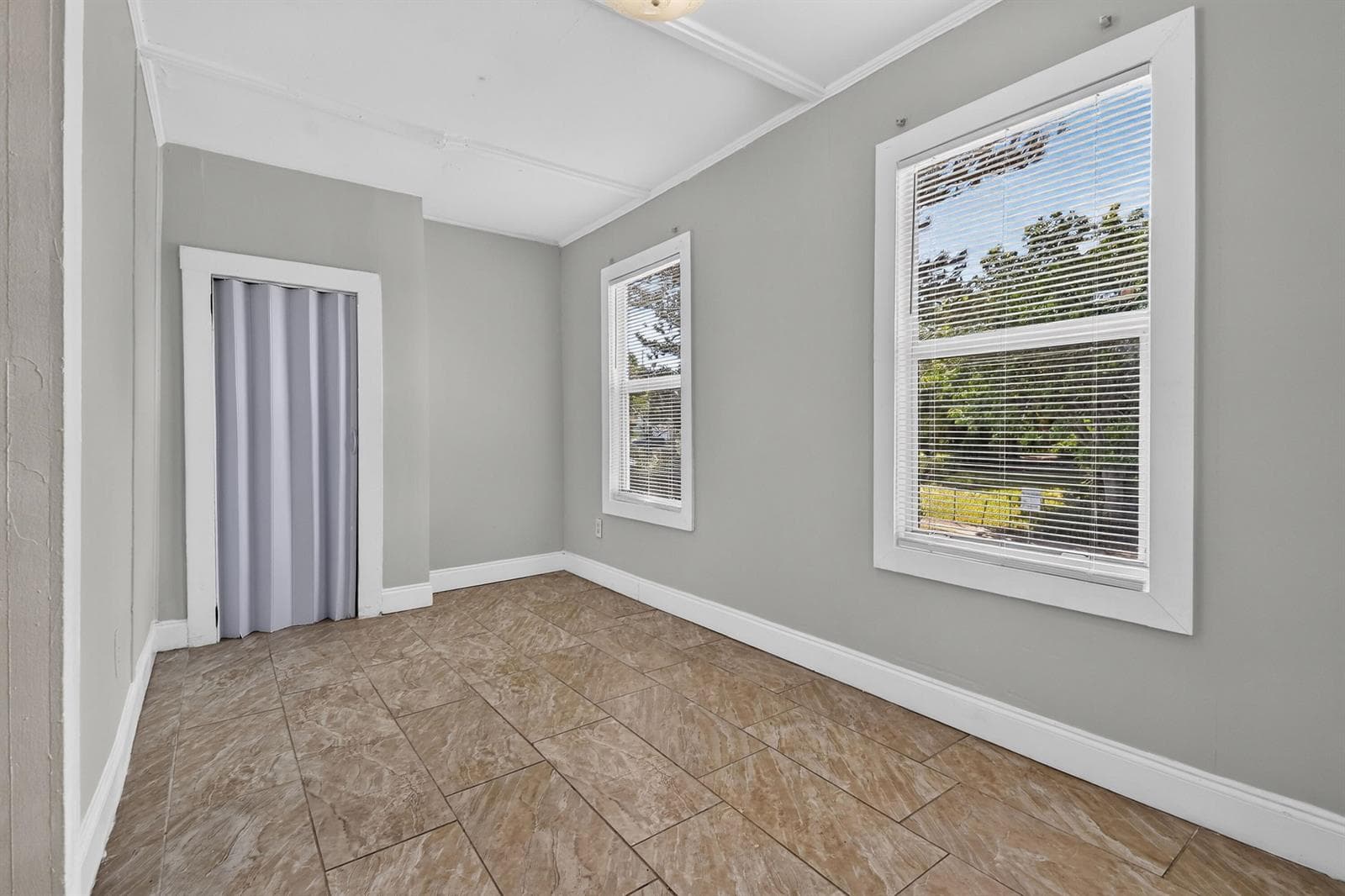 8857thStreet(26)