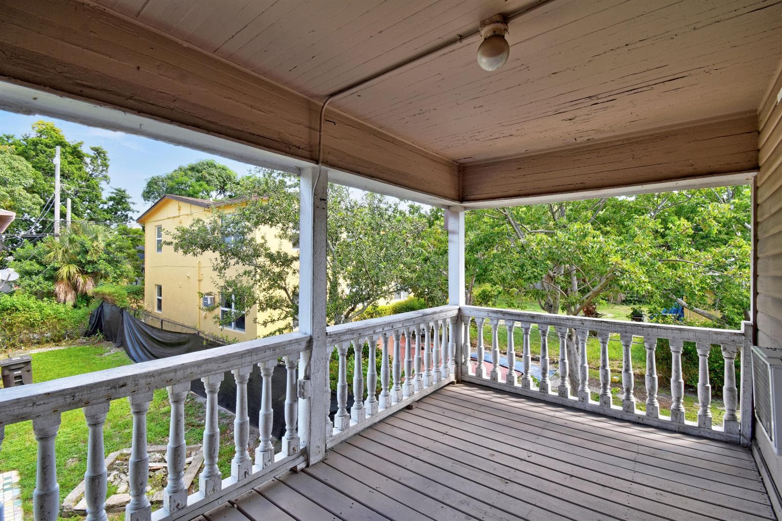 8857thStreet(32)