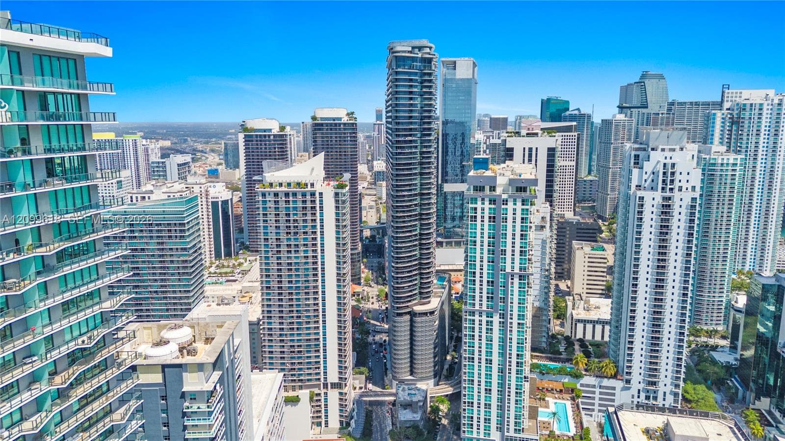 Brickell Flatiron · #PH6106 in Miami - Photo 81