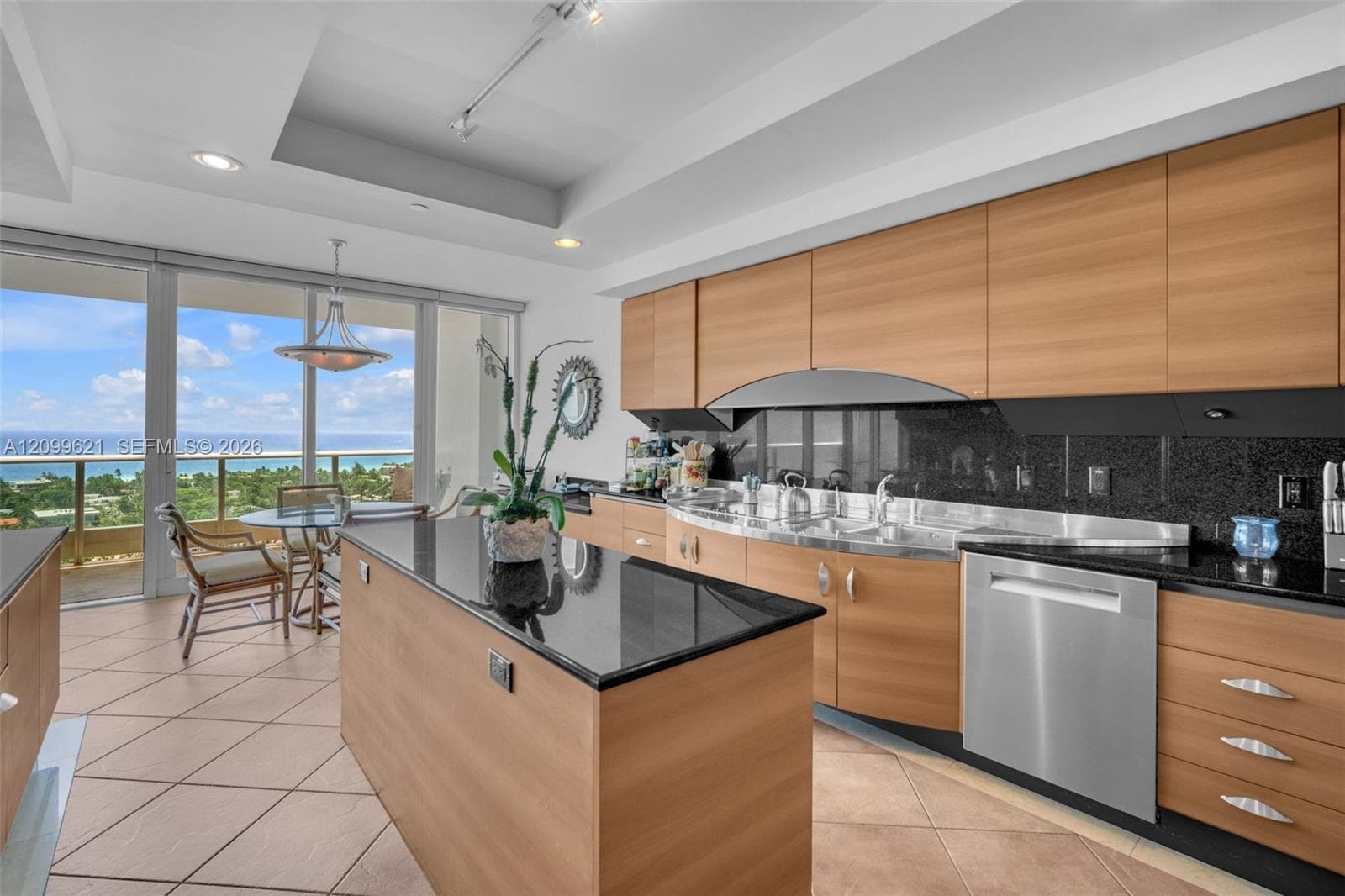 Porto Vita South · #2204 in Aventura - Photo 6