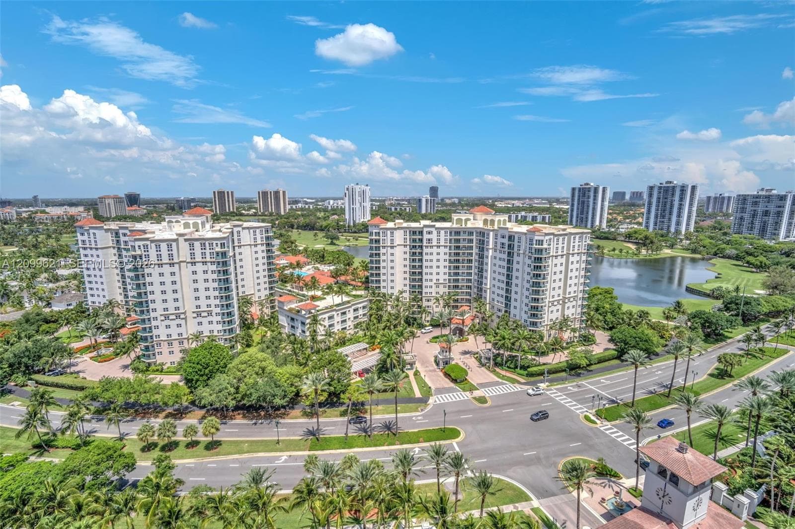 Porto Vita South · #2204 in Aventura - Photo 12