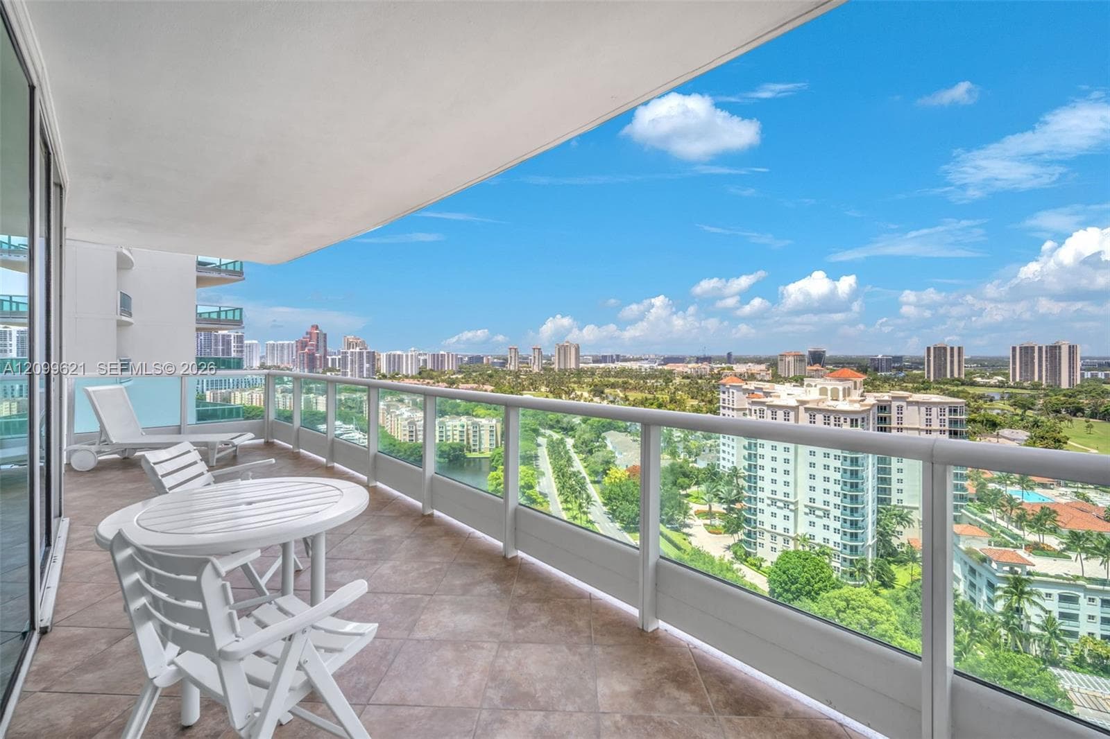 Porto Vita South · #2204 in Aventura - Photo 30