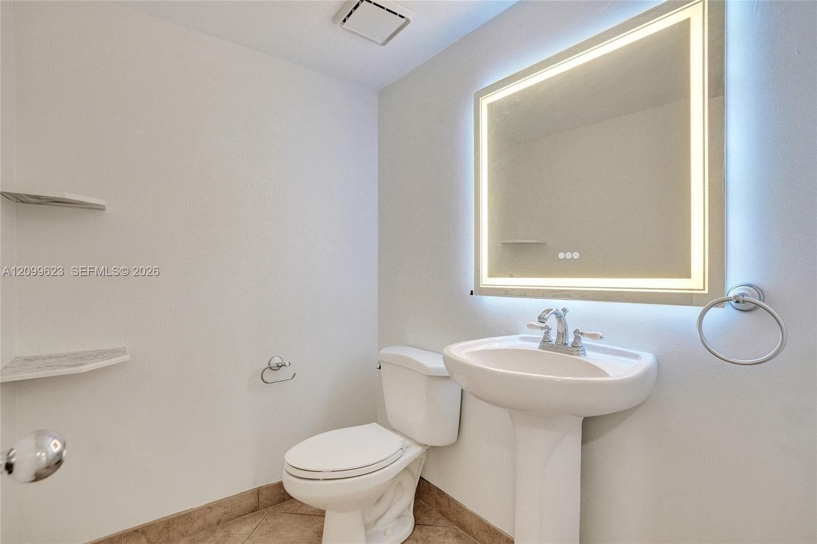 2689 NE 165th St #56 photo 29