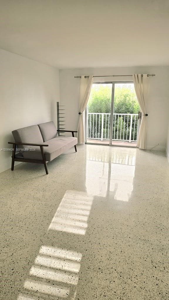 Living/Dining area