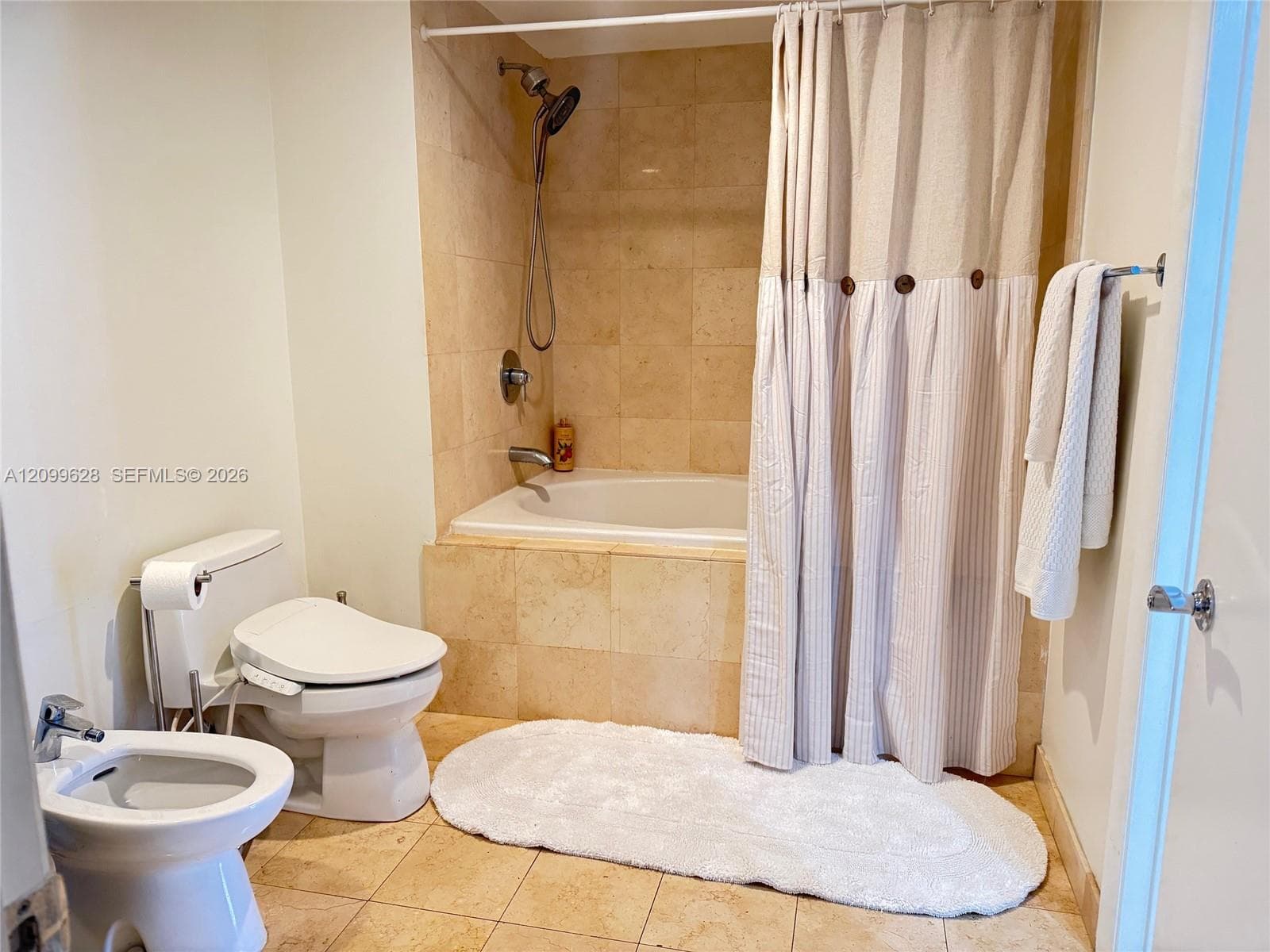 BEACH CLUB CONDO · #1106 in Hallandale Beach - Photo 10