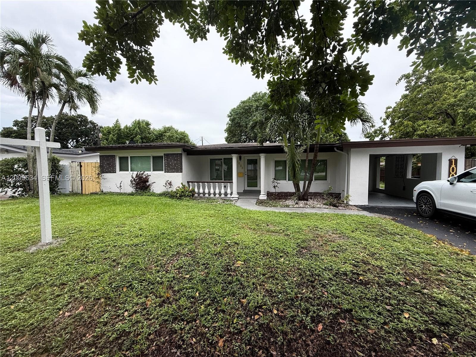 1002 S 28th Ave #0 photo 1