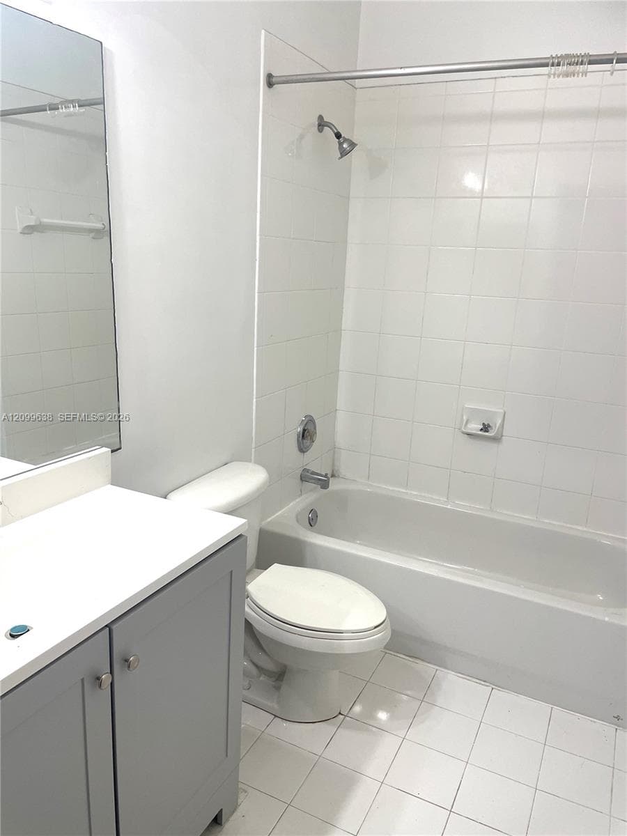 LAS BRISAS · #208 in Doral - Photo 13