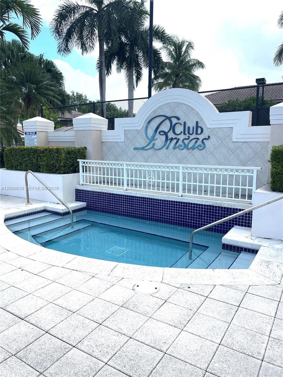 LAS BRISAS · #208 in Doral - Photo 22