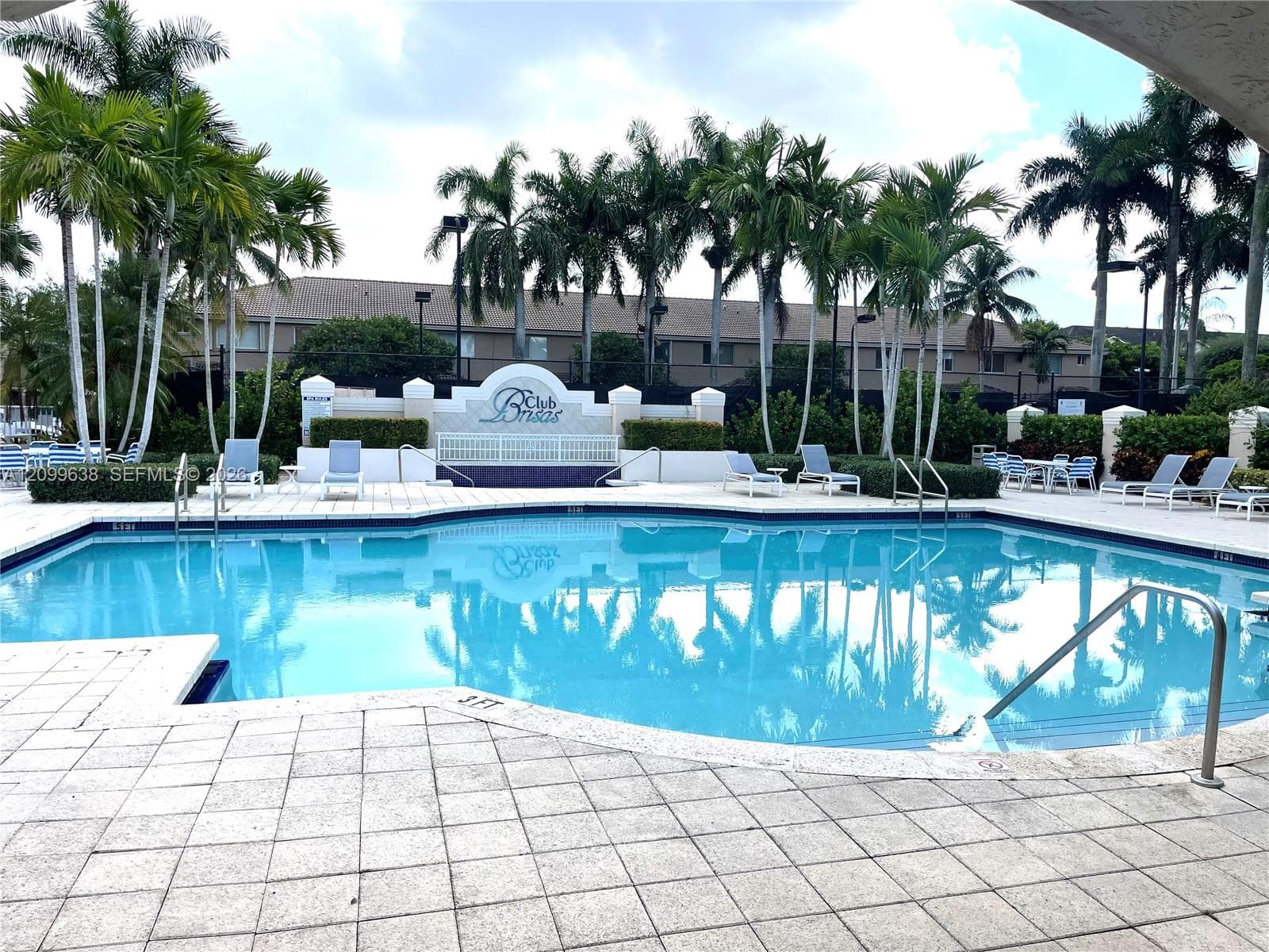 LAS BRISAS · #208 in Doral - Photo 21
