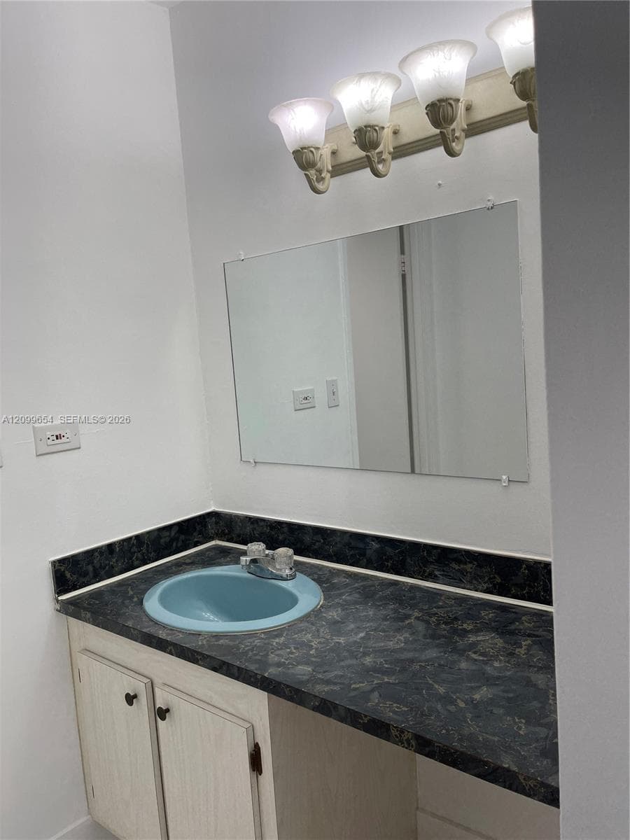BURLEIGH HOUSE CONDO · #333 in Miami Beach - Photo 6
