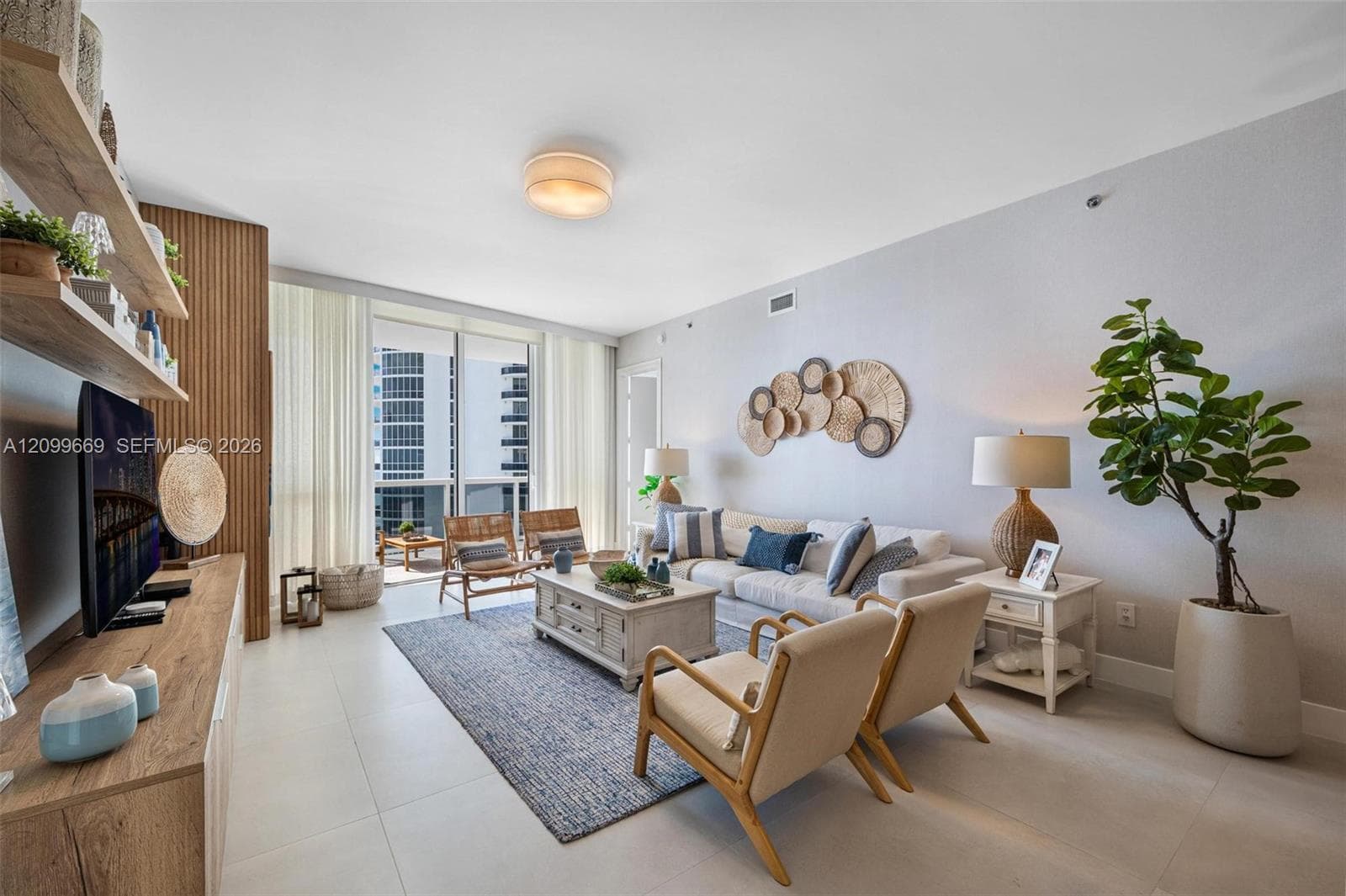 Trump Tower I · #1007 in Sunny Isles Beach - Photo 3