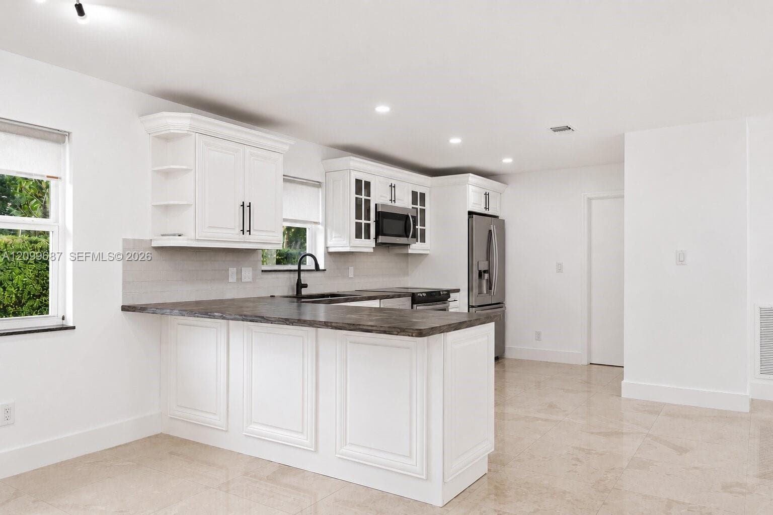 10830 SW 79th Ave photo 7