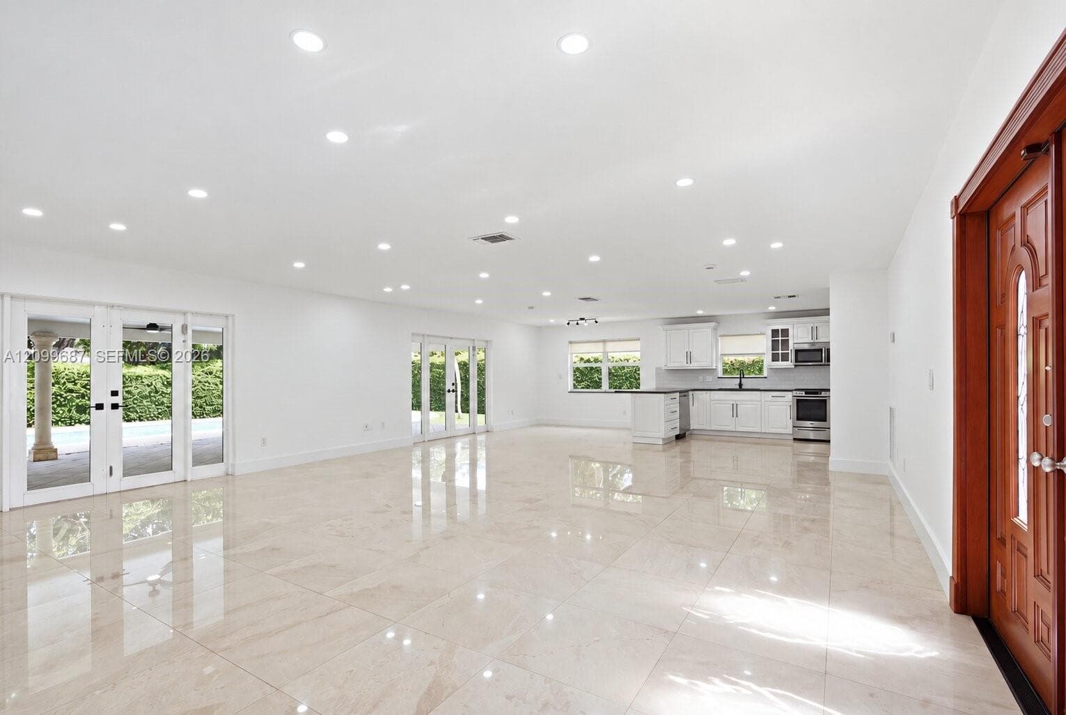 10830 SW 79th Ave photo 4