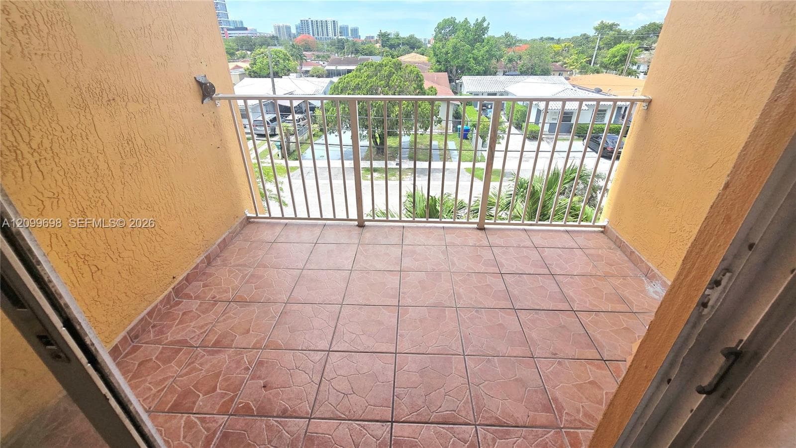 CITY VIEW BY THE GROVE CO · #207 in Miami - Photo 5