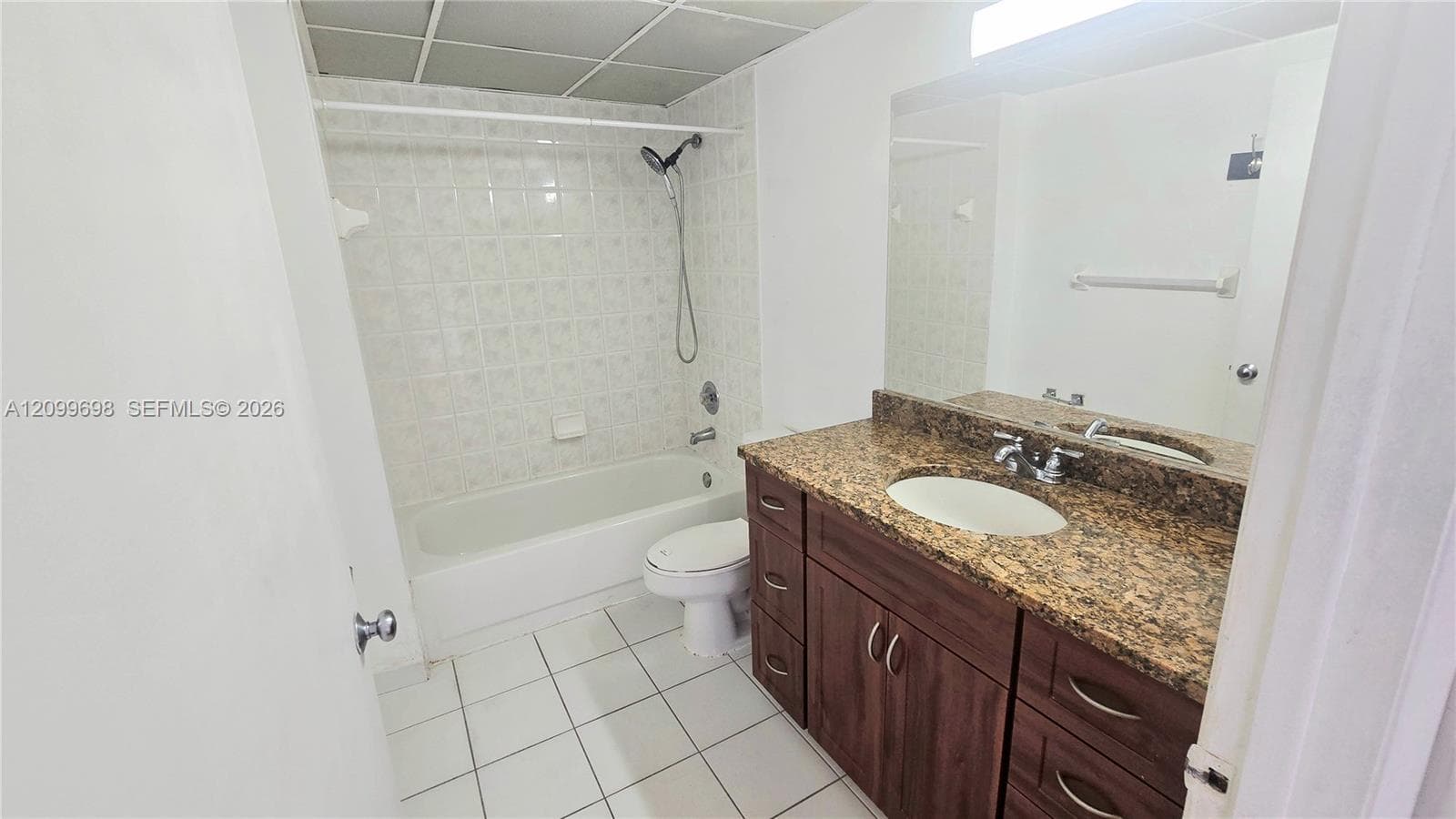 CITY VIEW BY THE GROVE CO · #207 in Miami - Photo 8
