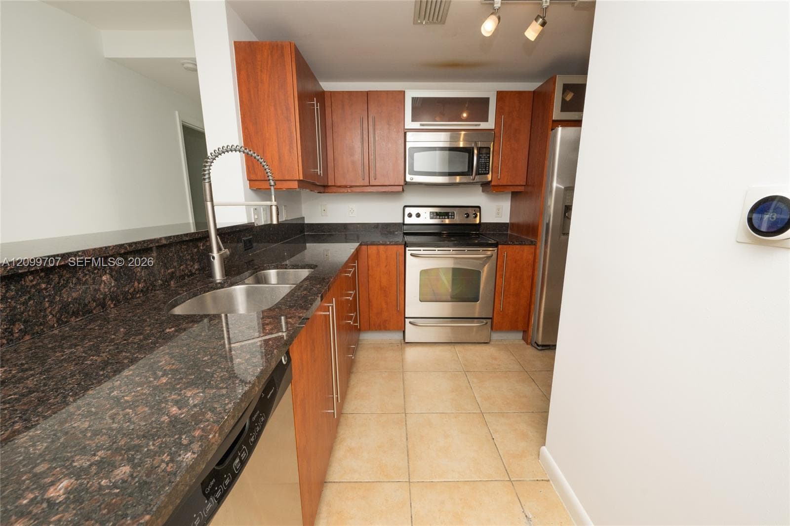 TOSCANO CONDO · #817S in Miami - Photo 16