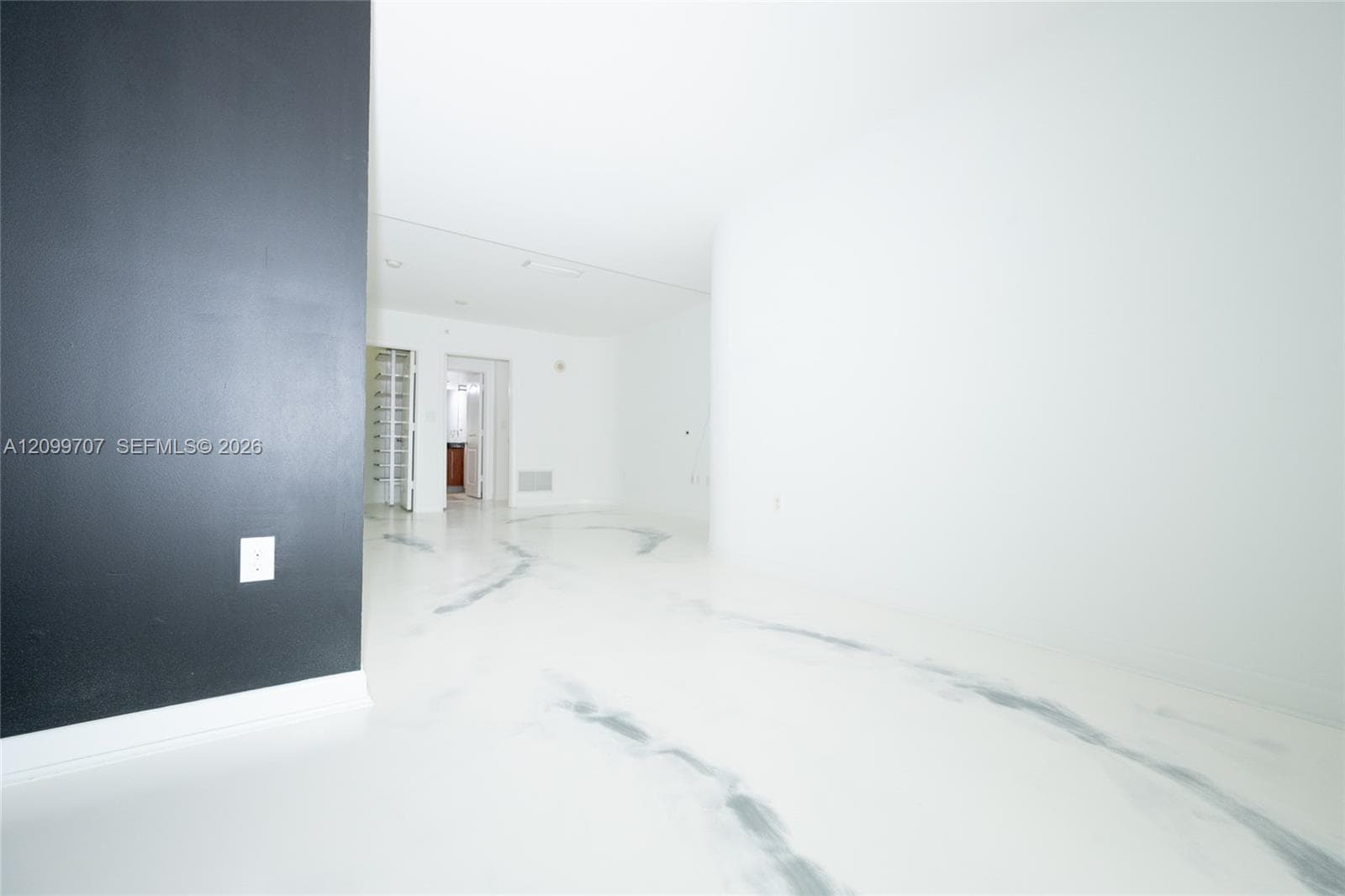 TOSCANO CONDO · #817S in Miami - Photo 30