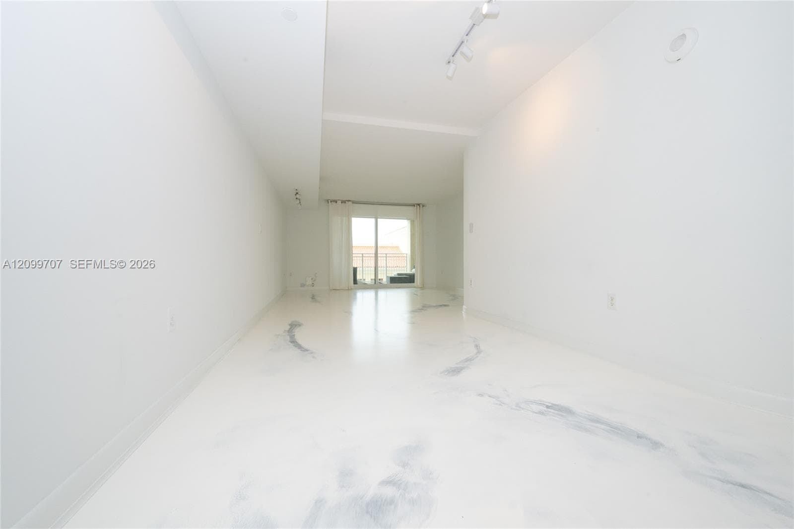 TOSCANO CONDO · #817S in Miami - Photo 10