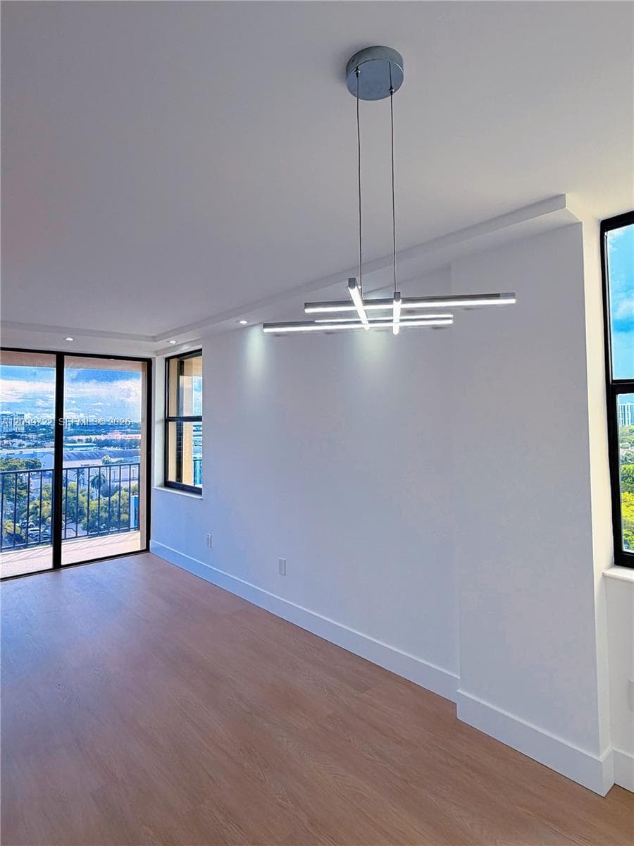 GREENWICH PH I CONDO · #A901 in North Miami - Photo 2