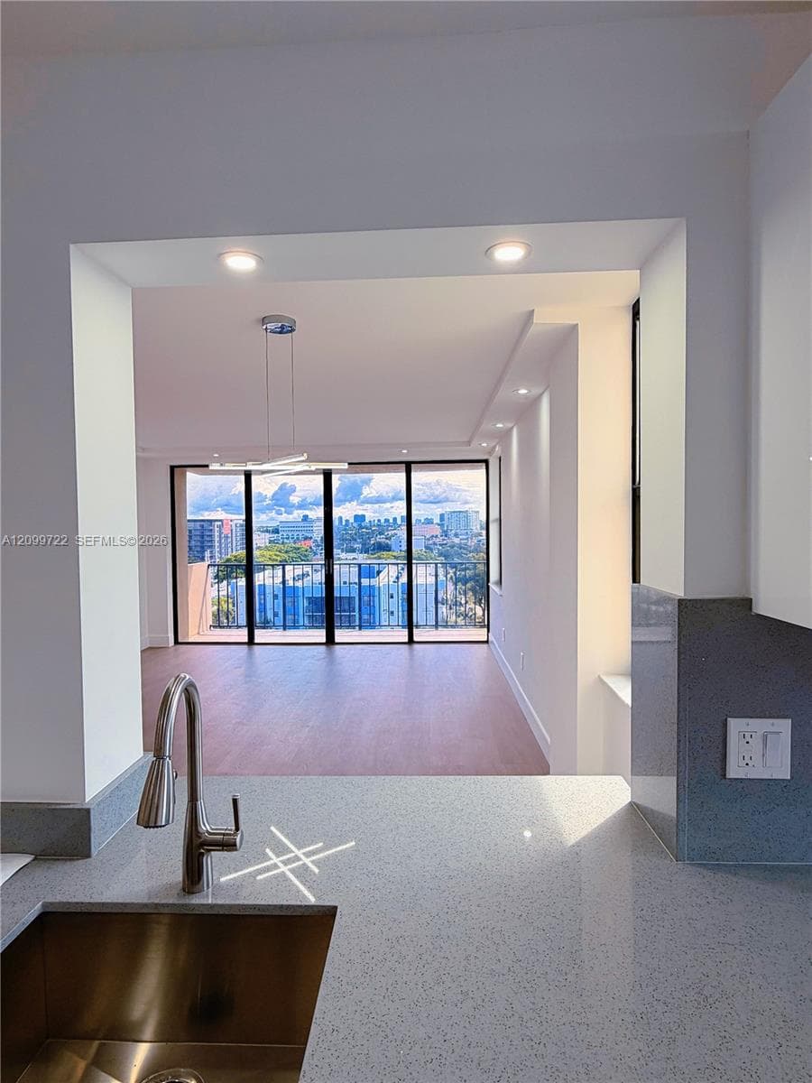 GREENWICH PH I CONDO · #A901 in North Miami - Photo 9