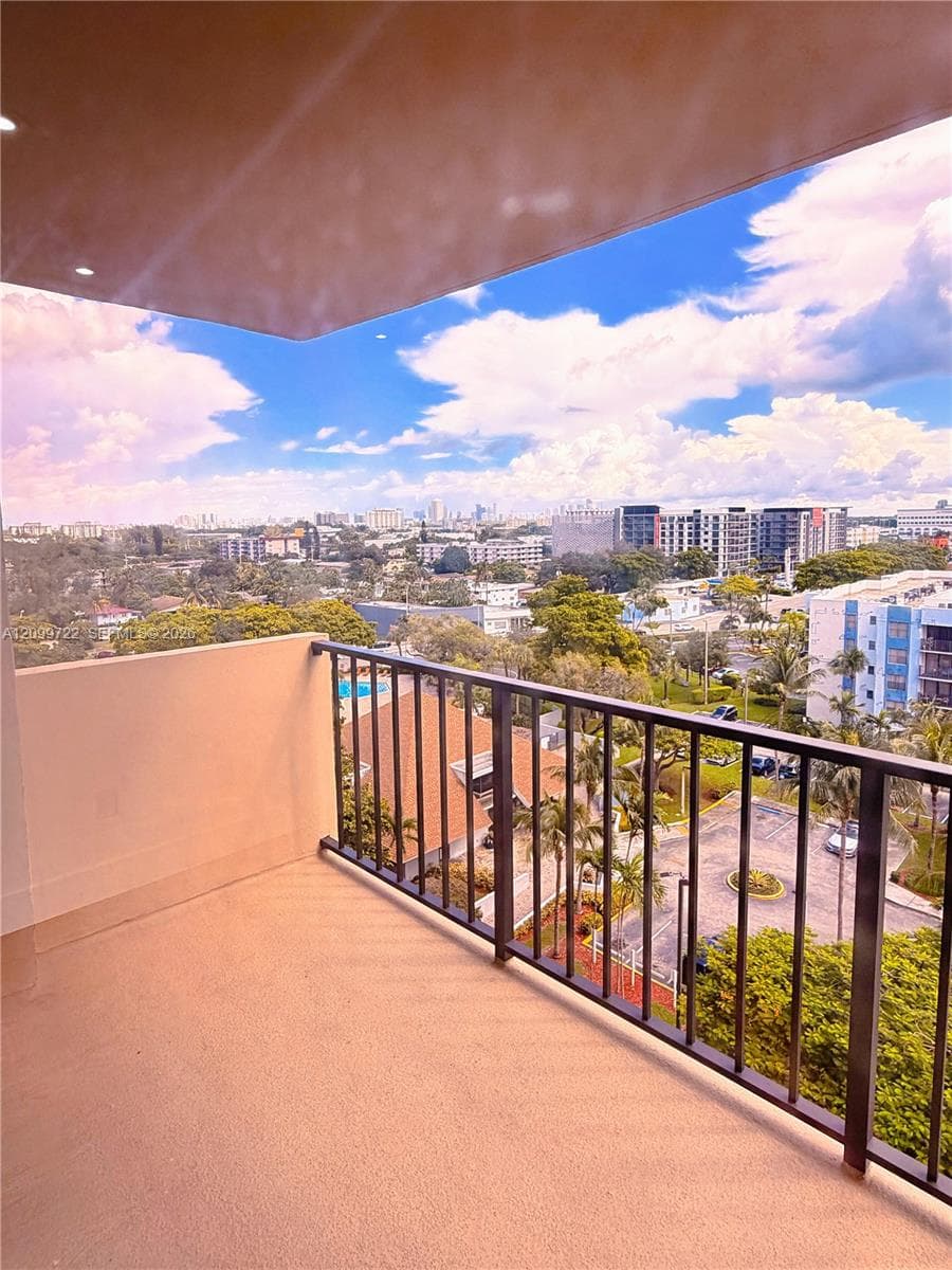 GREENWICH PH I CONDO · #A901 in North Miami - Photo 4