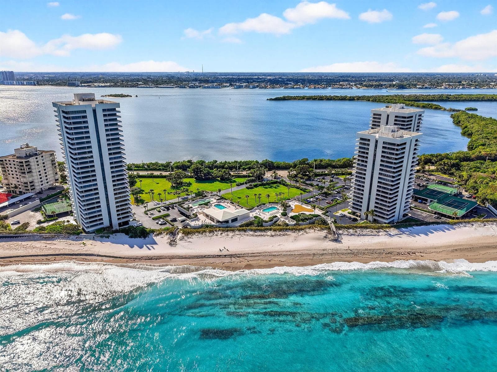 water-glades-singer-island-ocean-intraco