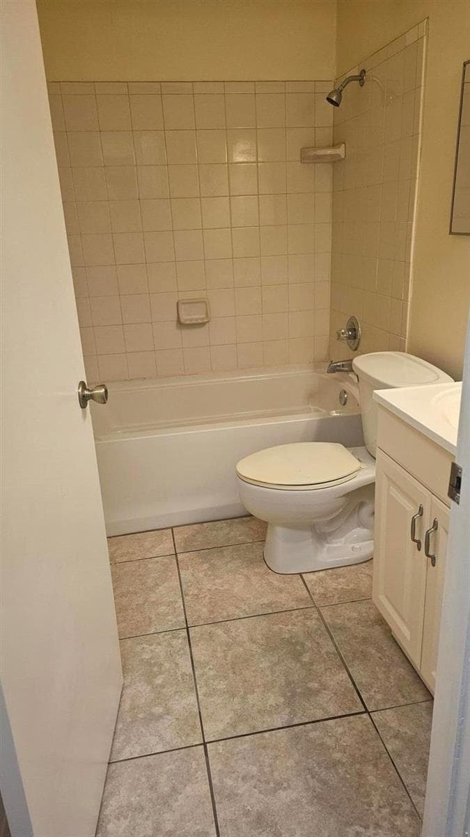 10821 bathroom