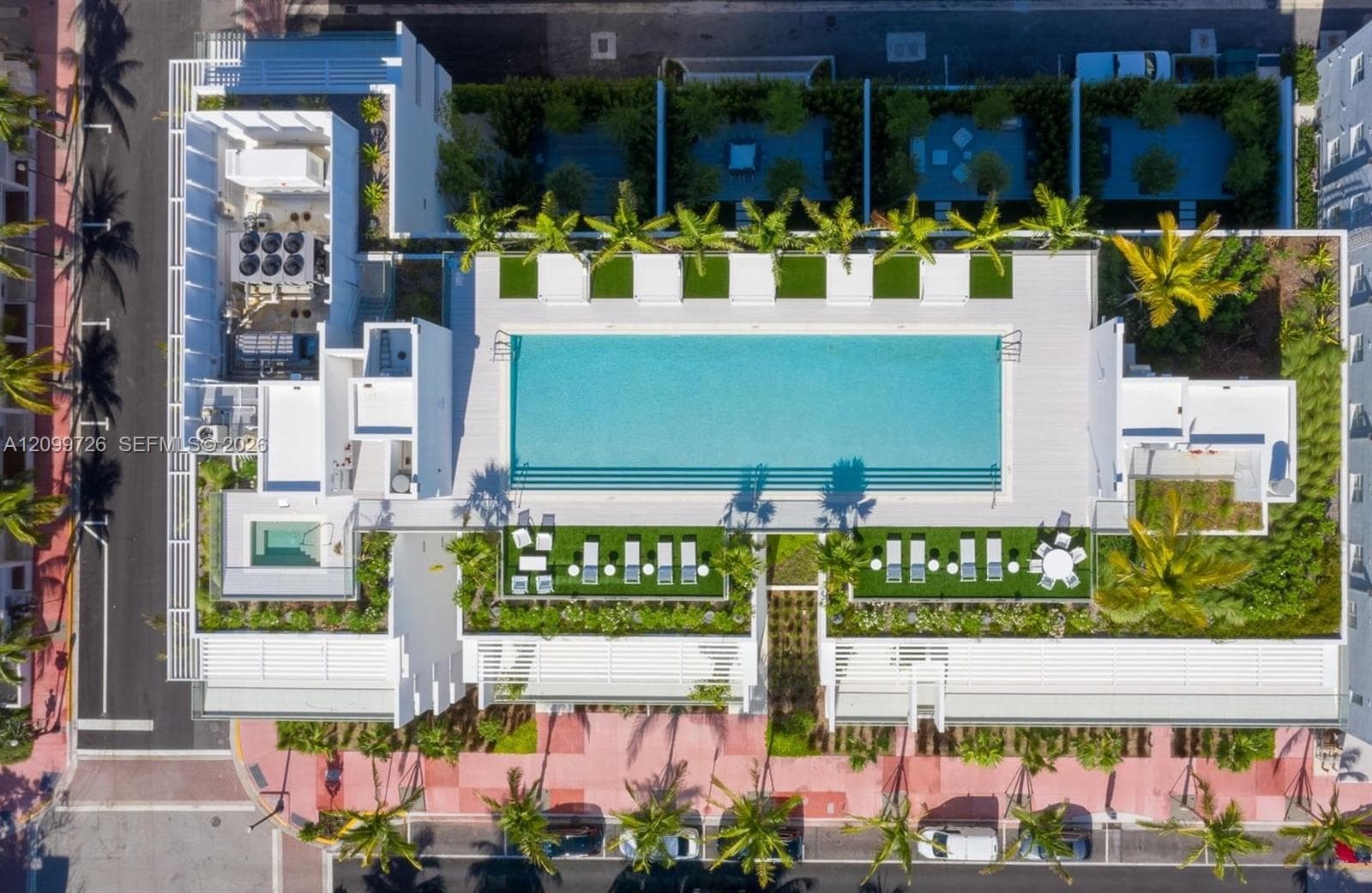 Three Hundred Collins · #PH2 in Miami Beach - Photo 14