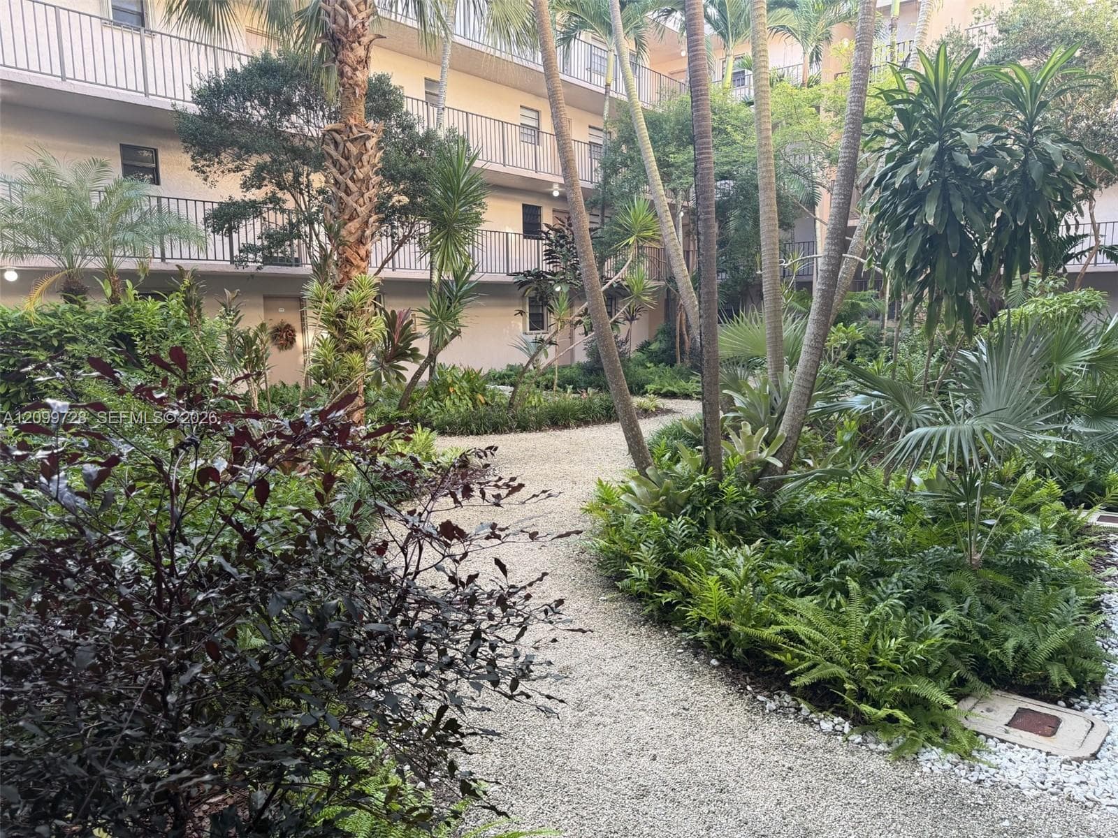 BRIARWINDS CONDOMINIUM · #A411 in Miami - Photo 12