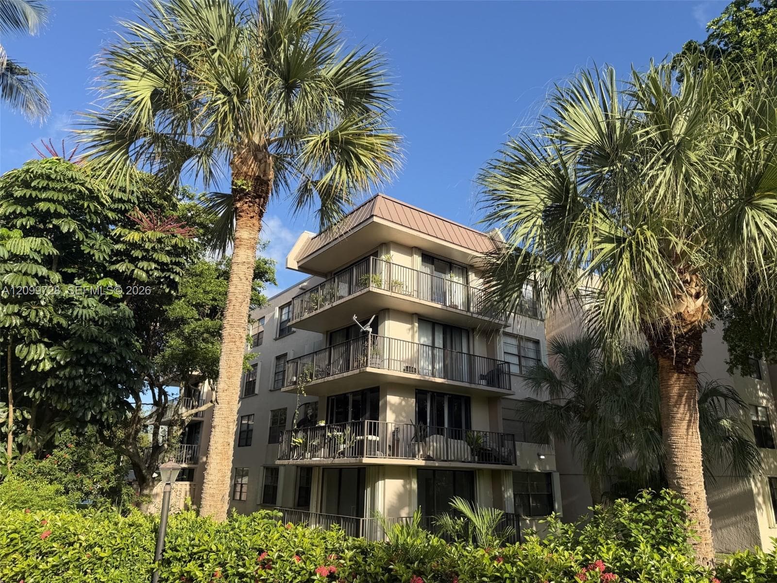 BRIARWINDS CONDOMINIUM · #A411 in Miami - Photo 1