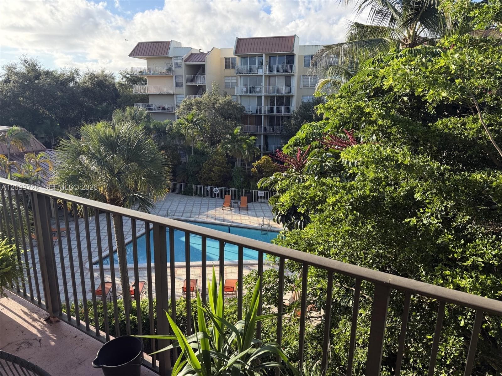 BRIARWINDS CONDOMINIUM · #A411 in Miami - Photo 4