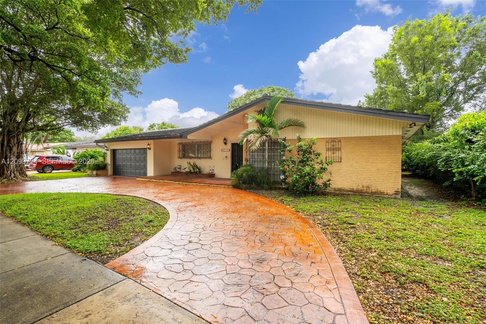 7200 S Miami Lakeway S photo 2