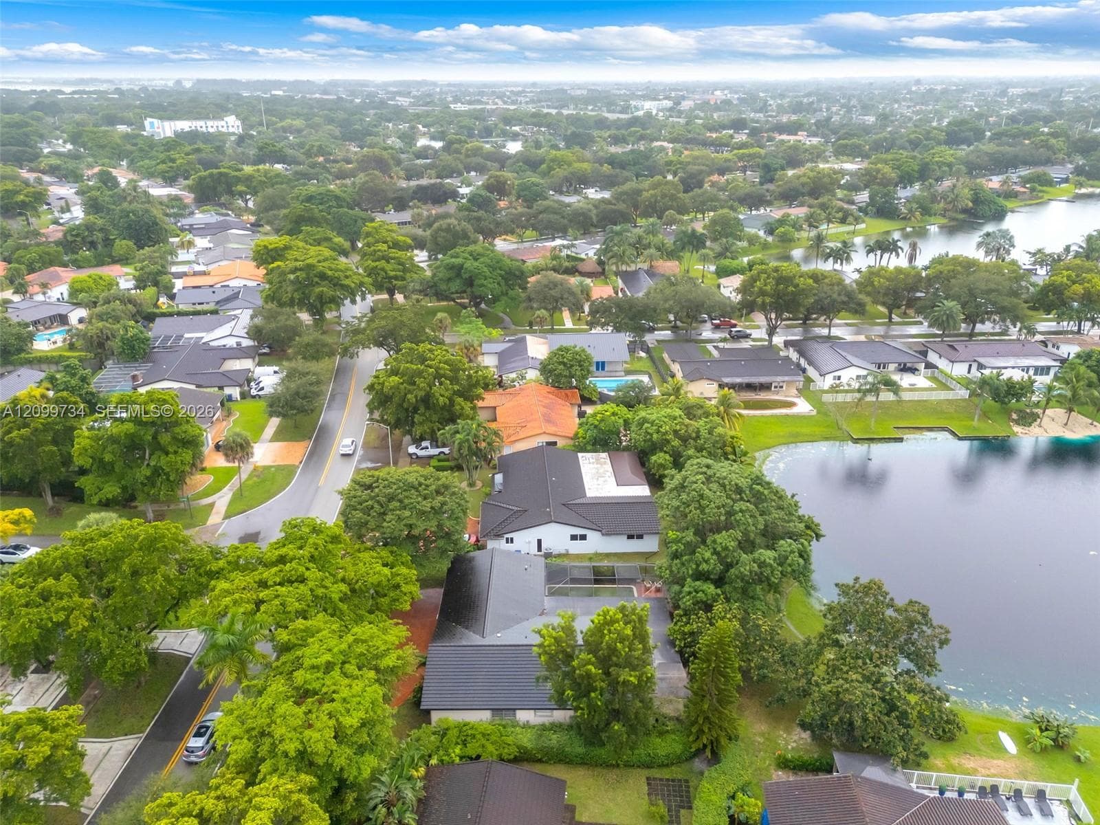 7200 S Miami Lakeway S photo 38