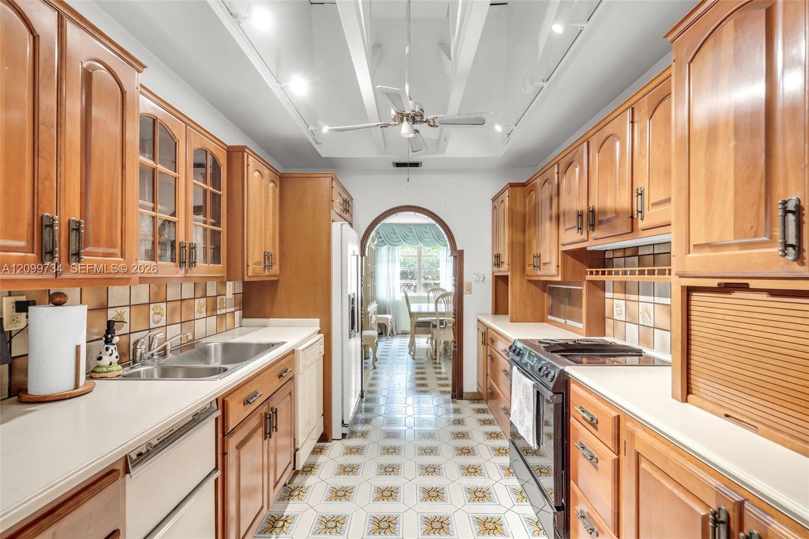 7200 S Miami Lakeway S photo 8