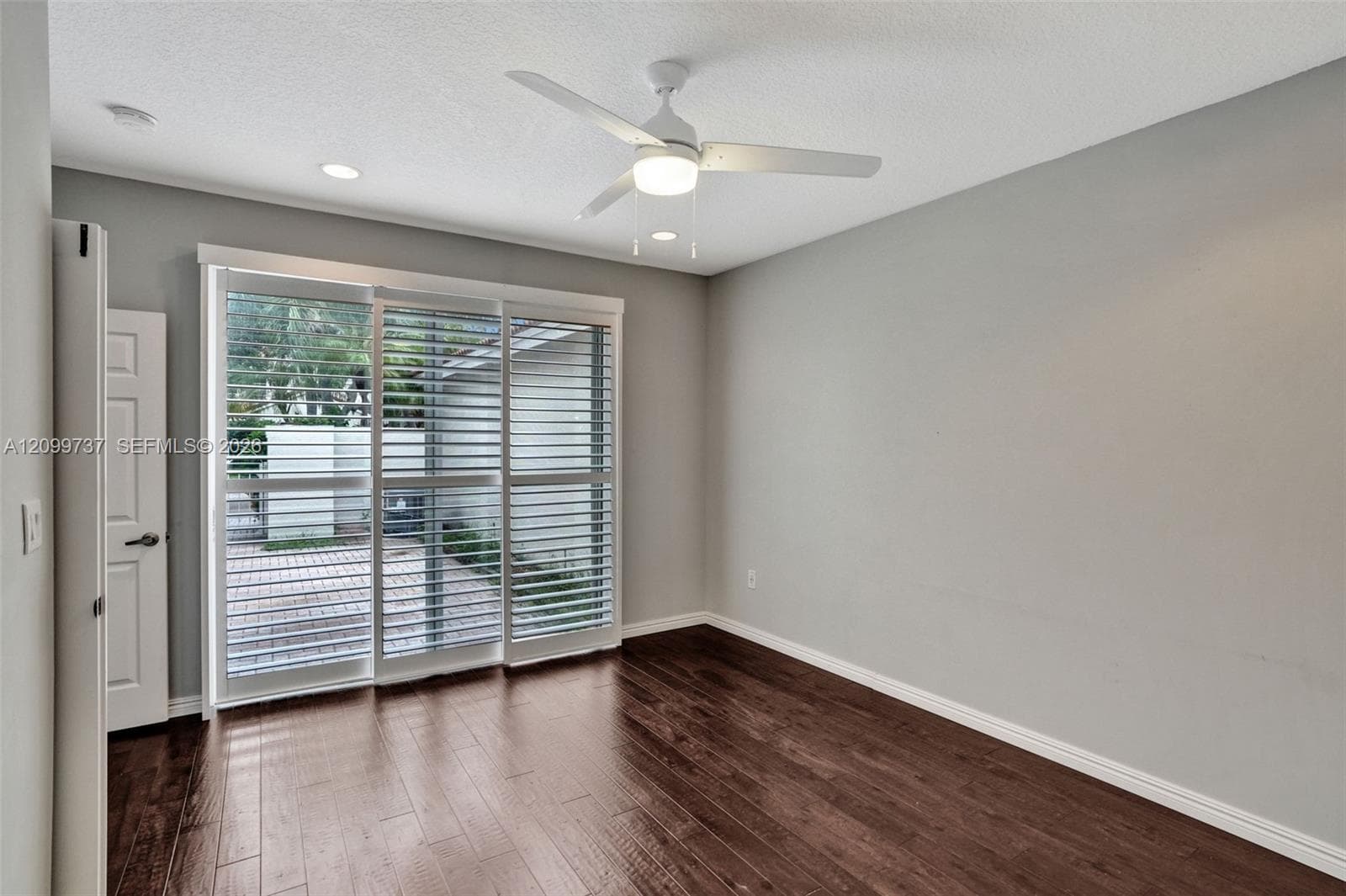1620 Weeping Willow Way photo 22
