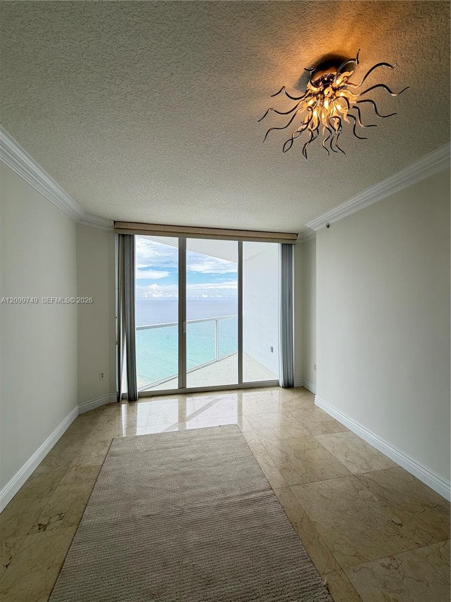 La Perla · #2806 in Sunny Isles Beach - Photo 13