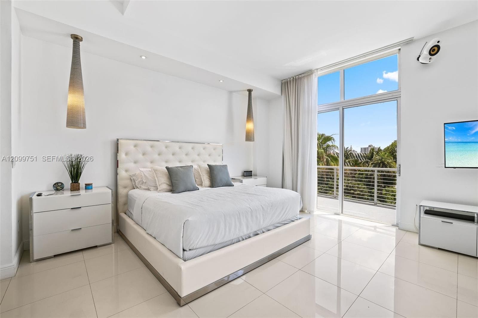 THE MERIDIAN CONDO · #506 in Miami Beach - Photo 13