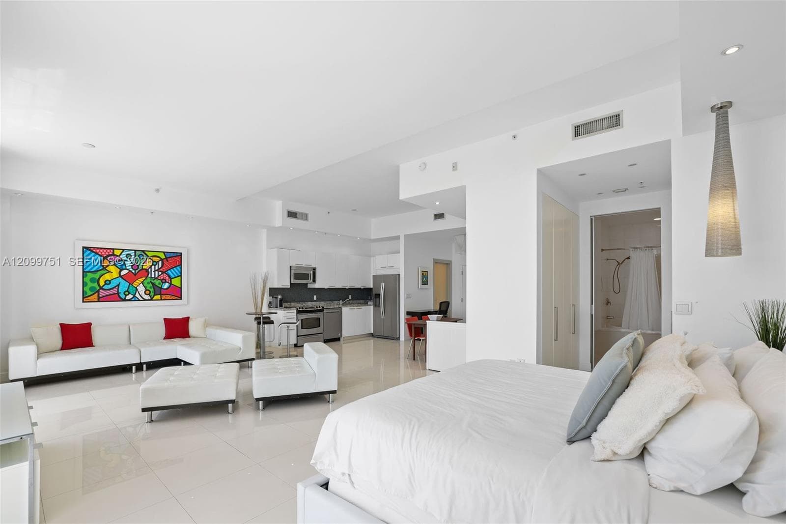 THE MERIDIAN CONDO · #506 in Miami Beach - Photo 12