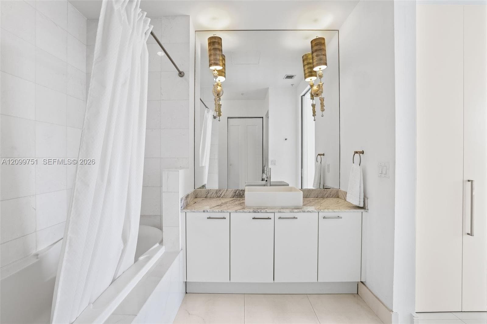 THE MERIDIAN CONDO · #506 in Miami Beach - Photo 22