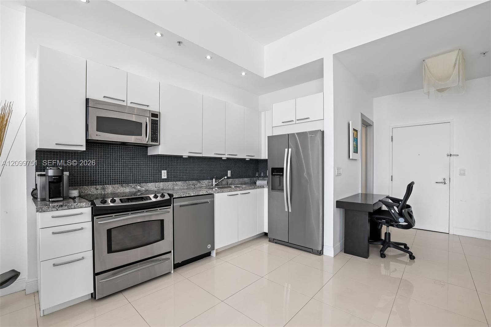 THE MERIDIAN CONDO · #506 in Miami Beach - Photo 7