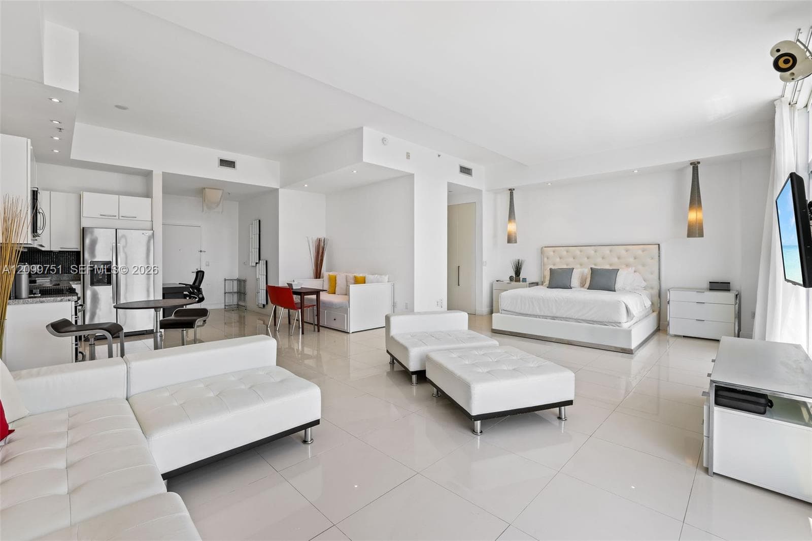 THE MERIDIAN CONDO · #506 in Miami Beach - Photo 18