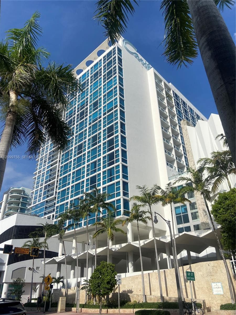 Carillon Miami Beach · #401 in Miami Beach - Photo 2