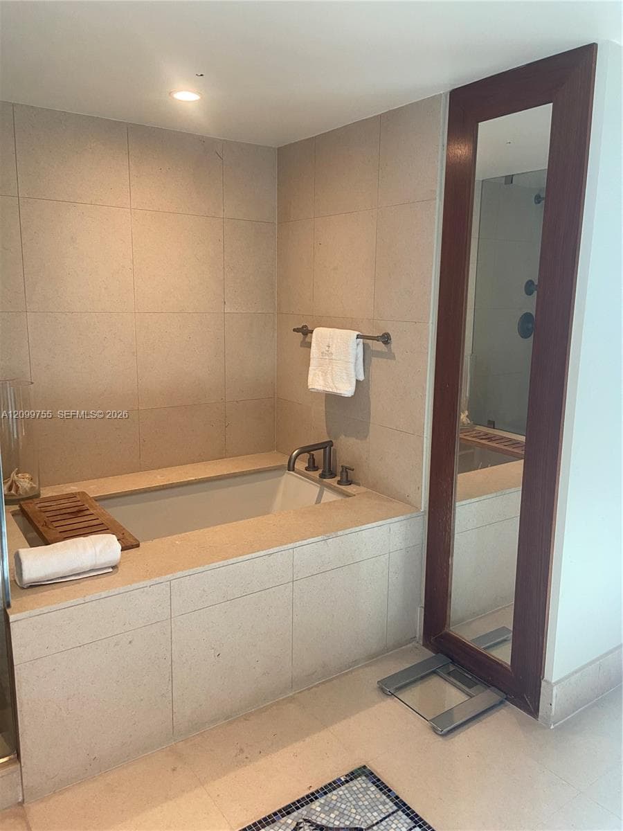 Carillon Miami Beach · #401 in Miami Beach - Photo 28