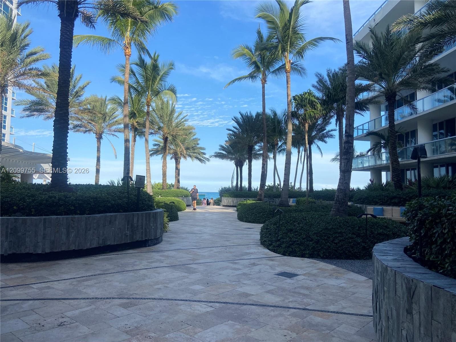 Carillon Miami Beach · #401 in Miami Beach - Photo 5