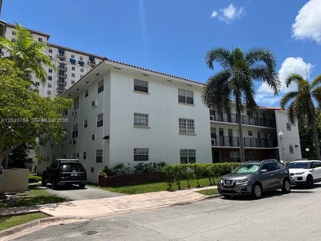 BELLA MAJORCA CONDO · #104 in Coral Gables - Photo 2