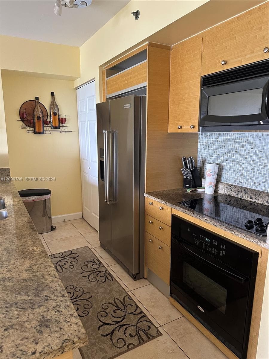 Beach Club · #3705 in Hallandale Beach - Photo 9