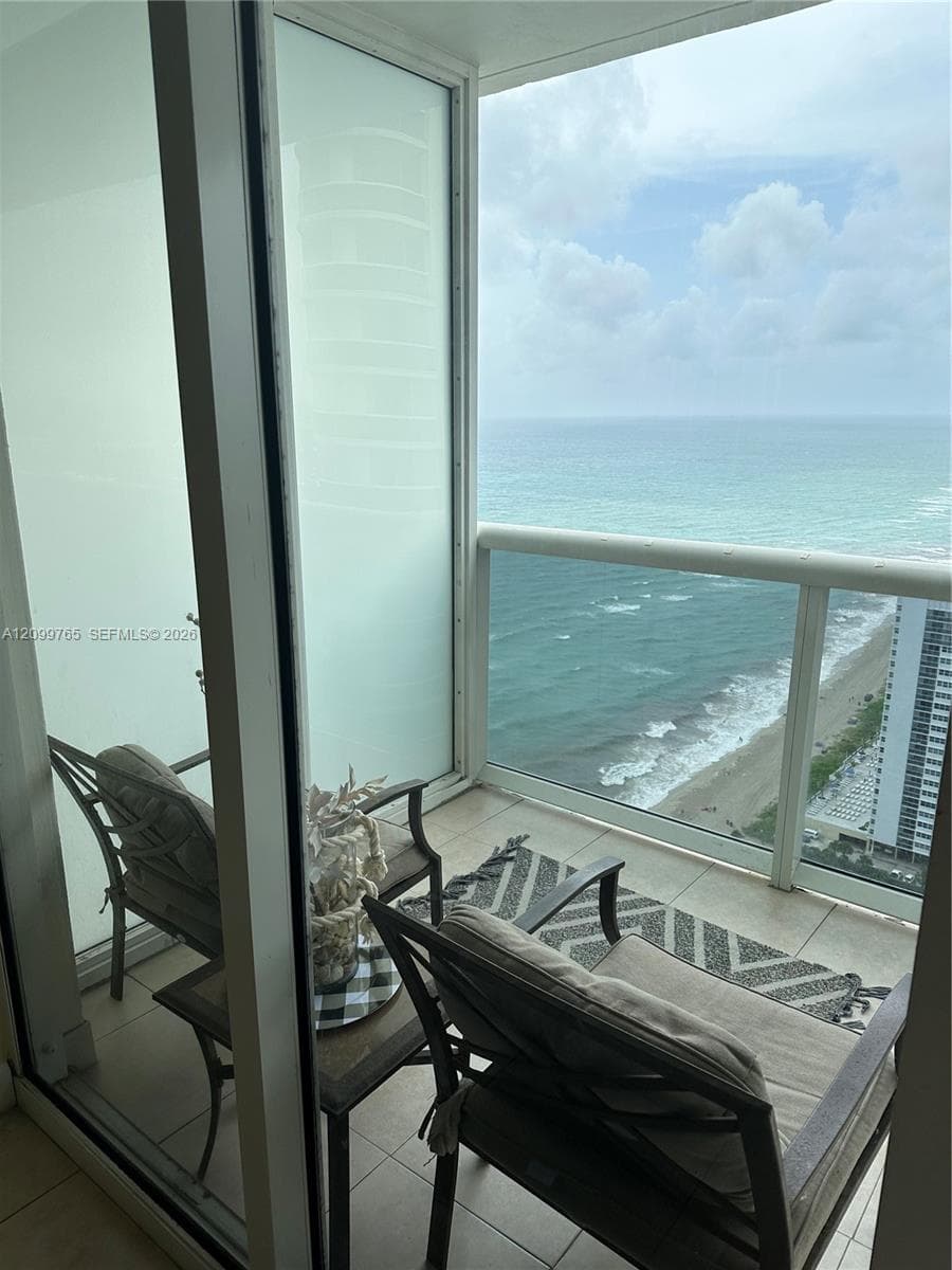 Beach Club · #3705 in Hallandale Beach - Photo 10