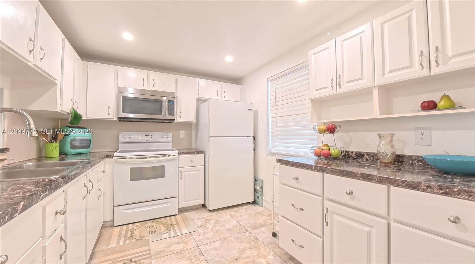 Meadowbrook Lakes Bldg F · #209 in Dania Beach - Photo 2