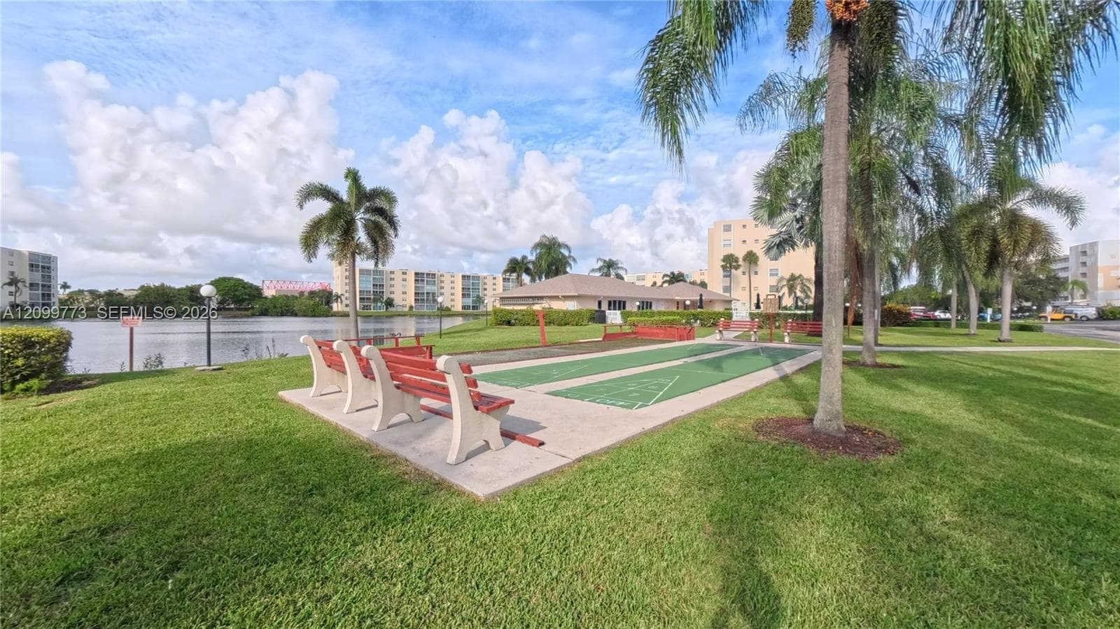Meadowbrook Lakes Bldg F · #209 in Dania Beach - Photo 22