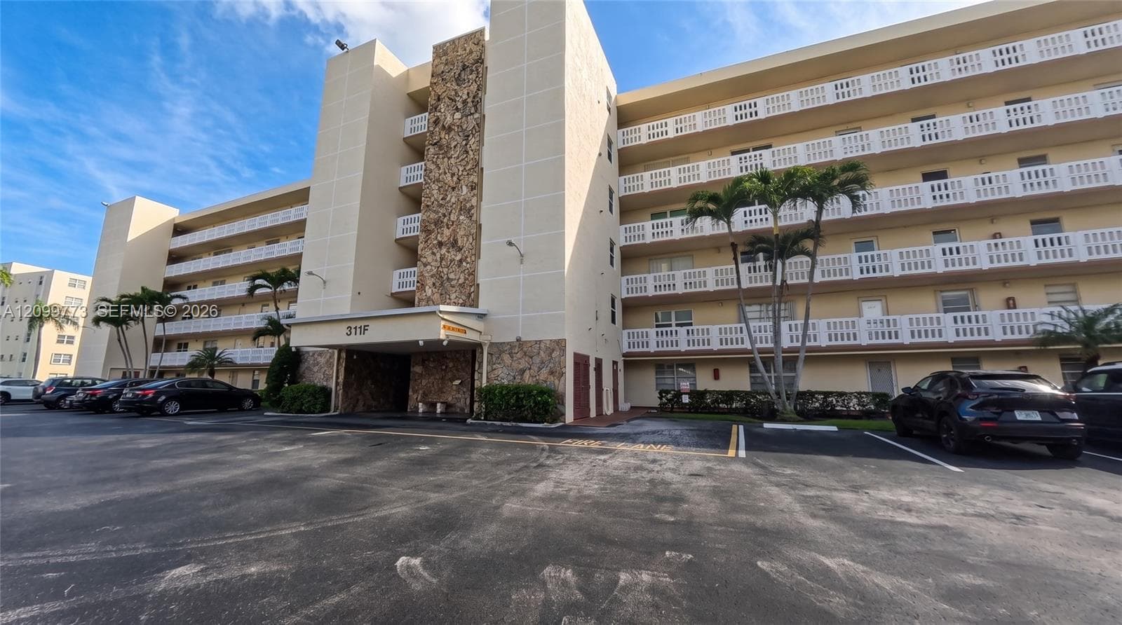 Meadowbrook Lakes Bldg F · #209 in Dania Beach - Photo 20